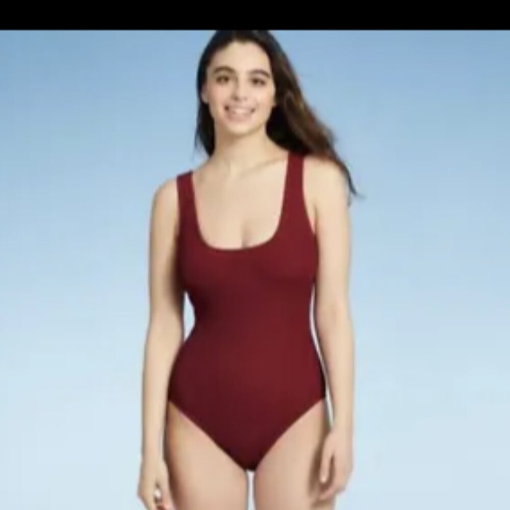 NWT Womens Kona Sol burgandy one piece swimsuit sz small 4/6